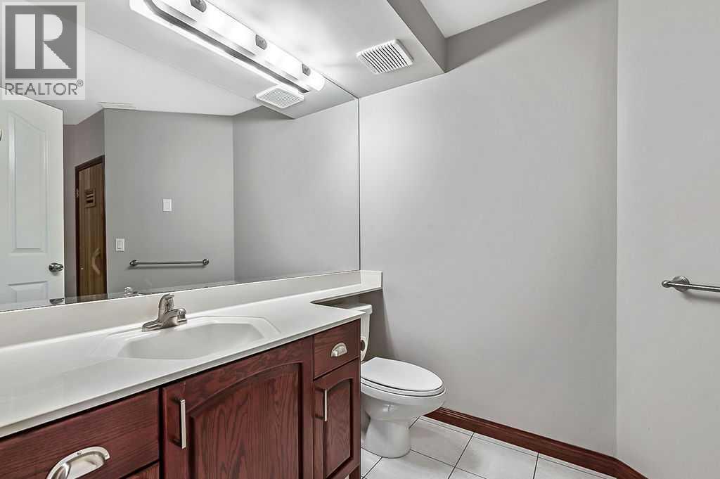 Single Family House for Sale in  Sienna Hills Terrace SW Signal Hill Calgary 