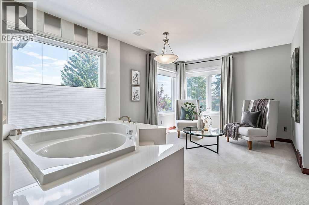 Single Family House for Sale in  Sienna Hills Terrace SW Signal Hill Calgary 