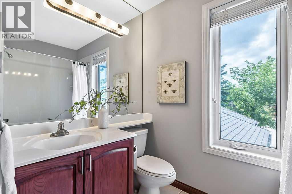 Single Family House for Sale in  Sienna Hills Terrace SW Signal Hill Calgary 