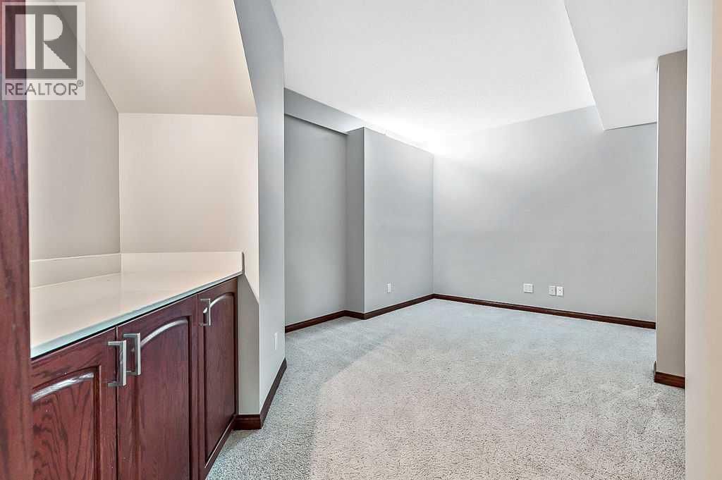 Single Family House for Sale in  Sienna Hills Terrace SW Signal Hill Calgary 