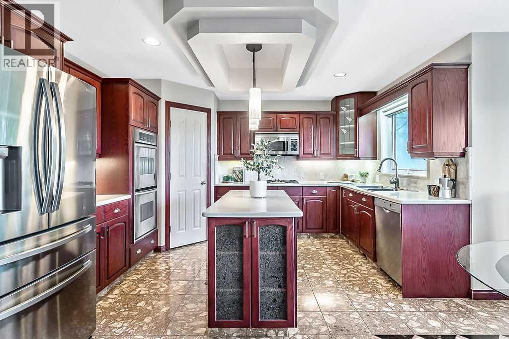 Single Family House for Sale in  Sienna Hills Terrace SW Signal Hill Calgary 