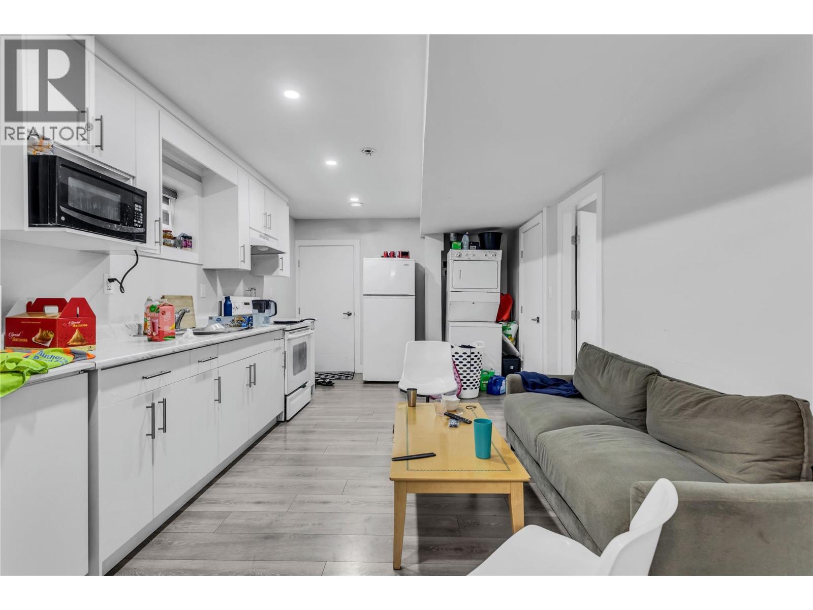 Photo 31 of 4210 17 Avenue, Vernon BC