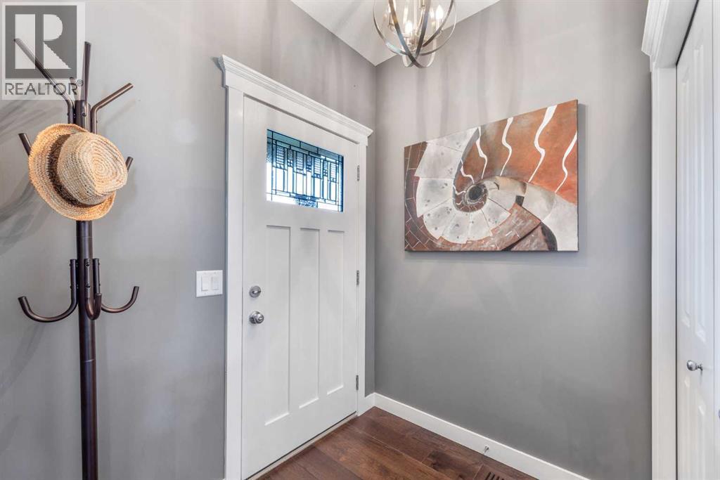 Photo 3 of 112 Kingsbridge Way, Airdrie AB