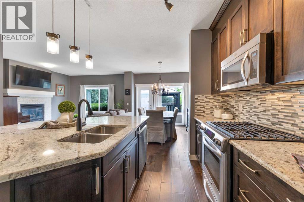 Photo 8 of 112 Kingsbridge Way, Airdrie AB