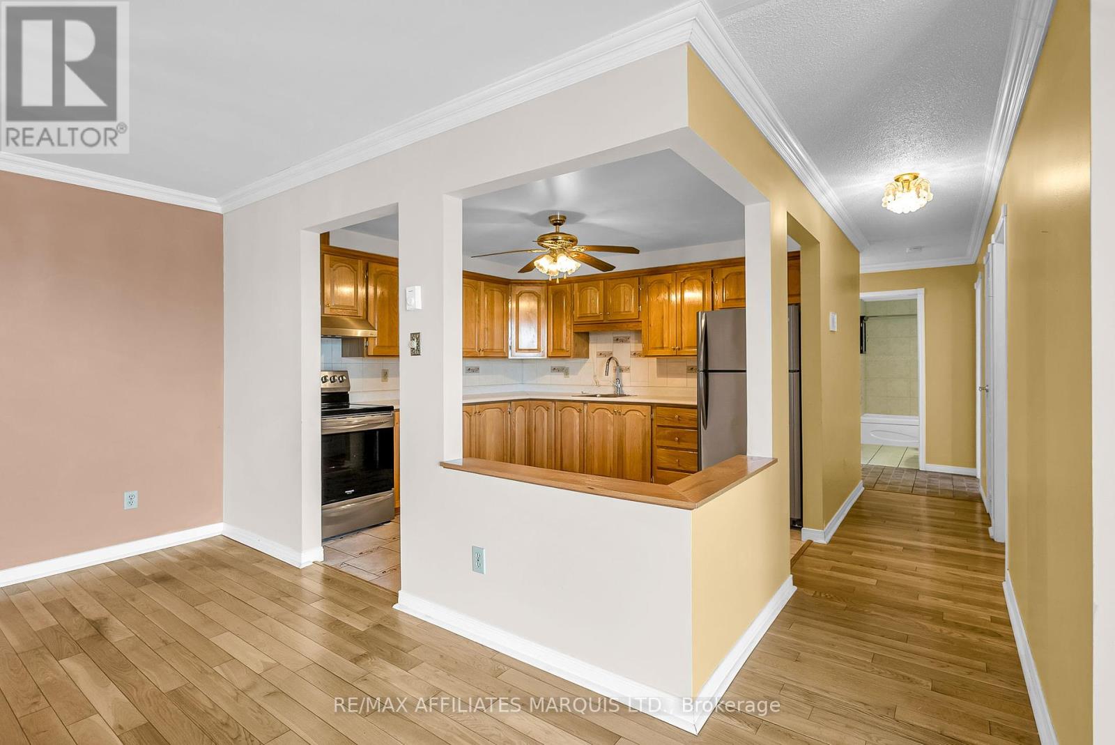 Photo 5 of 109 220 Kenyon Street W, North Glengarry ON