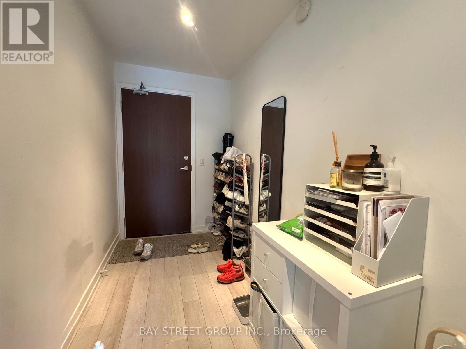 Photo 3 of 311 117 Mcmahon Drive, Toronto ON