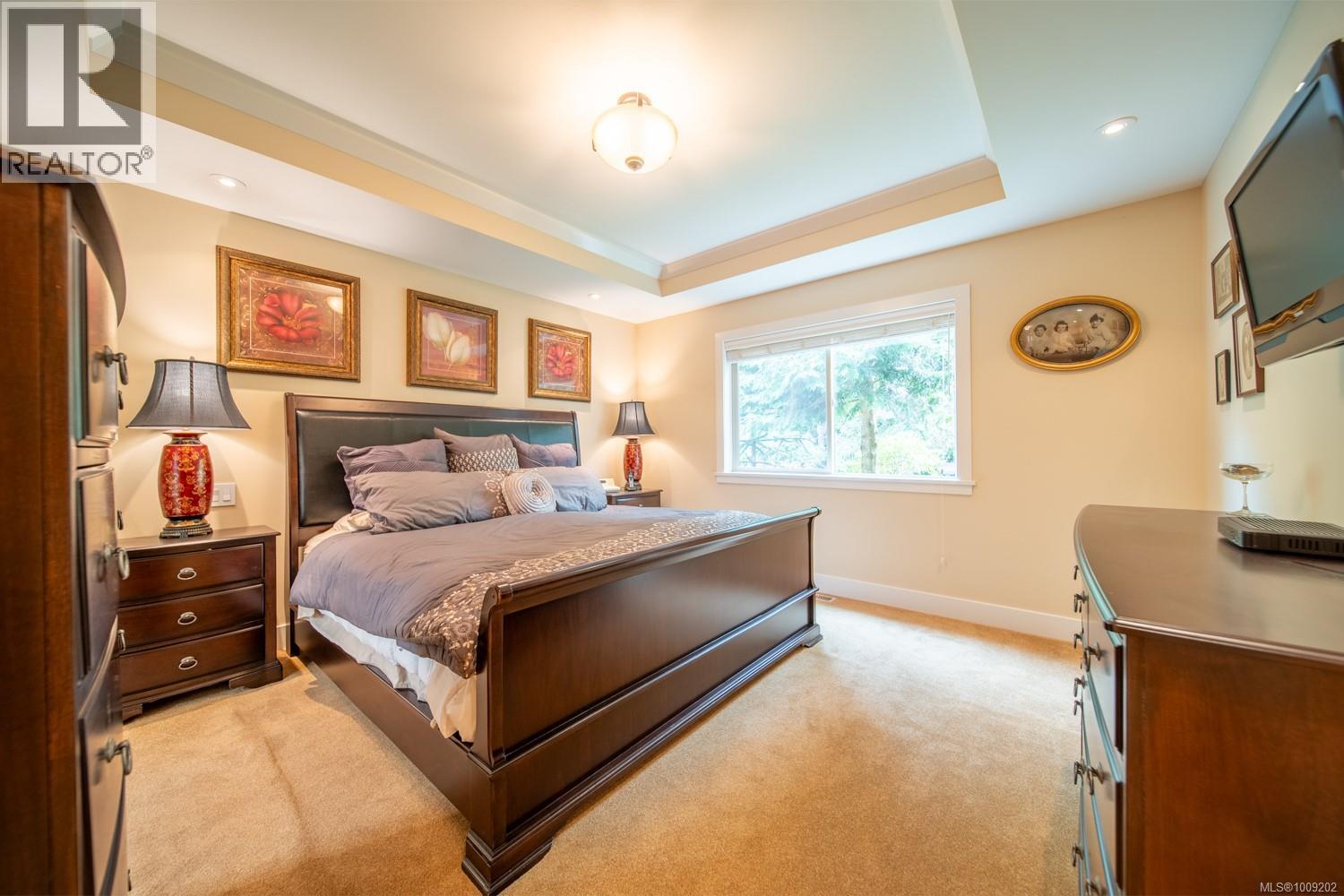 Photo 13 of 3002 Charles St, Nanaimo BC