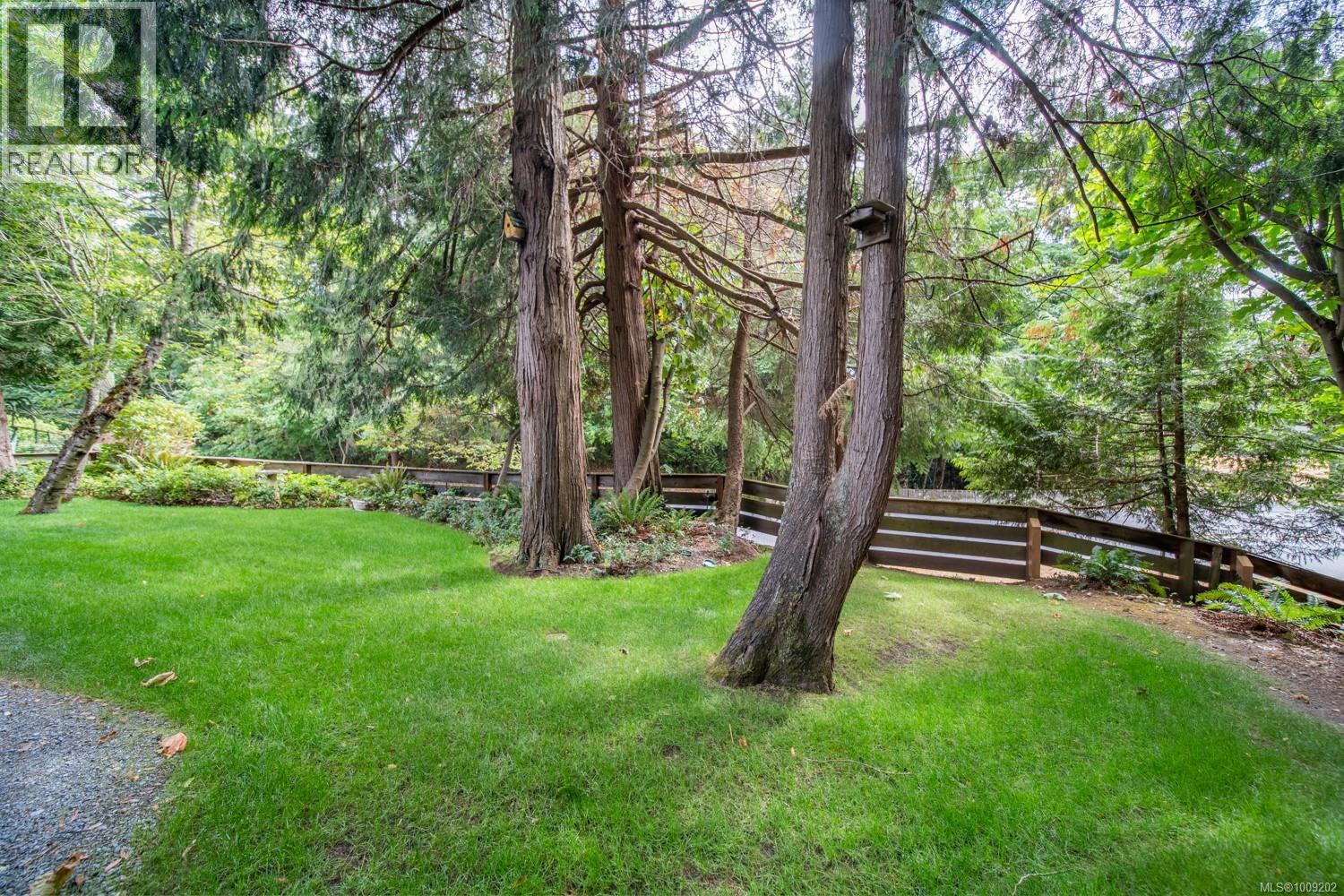 Photo 21 of 3002 Charles St, Nanaimo BC