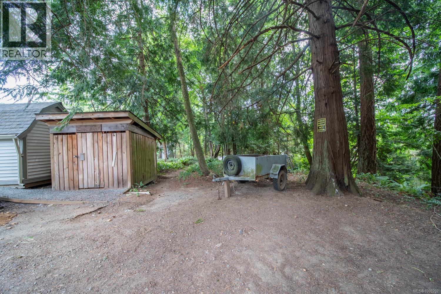 Photo 23 of 3002 Charles St, Nanaimo BC