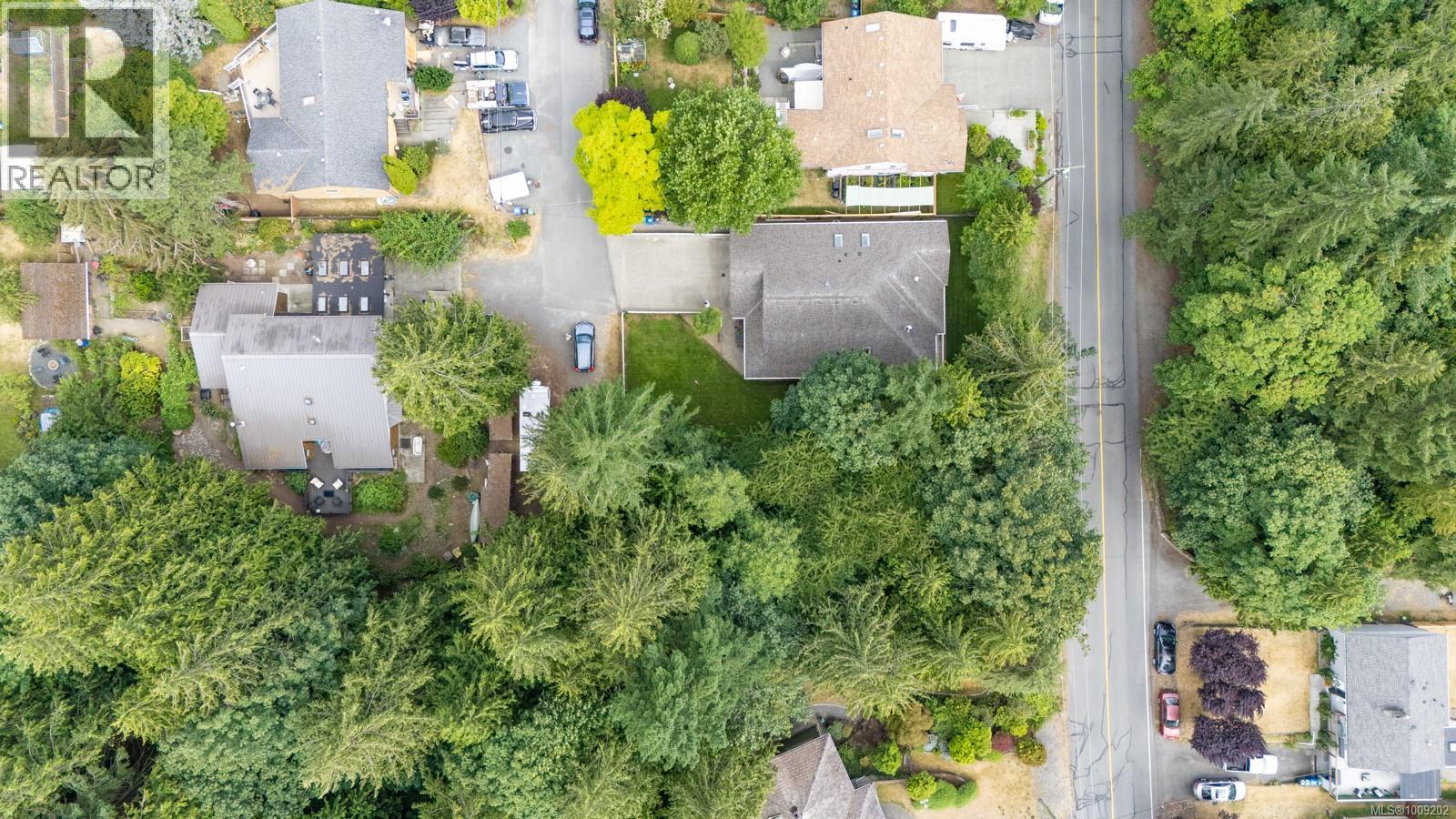 Photo 30 of 3002 Charles St, Nanaimo BC