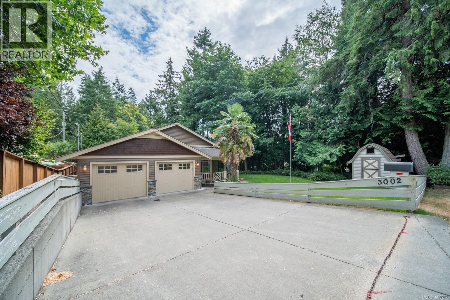 Photo 1 of 3002 Charles St, Nanaimo BC