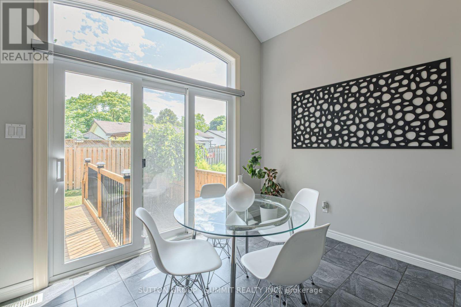 Photo 16 of 5 Macdonald Crescent, Brantford ON