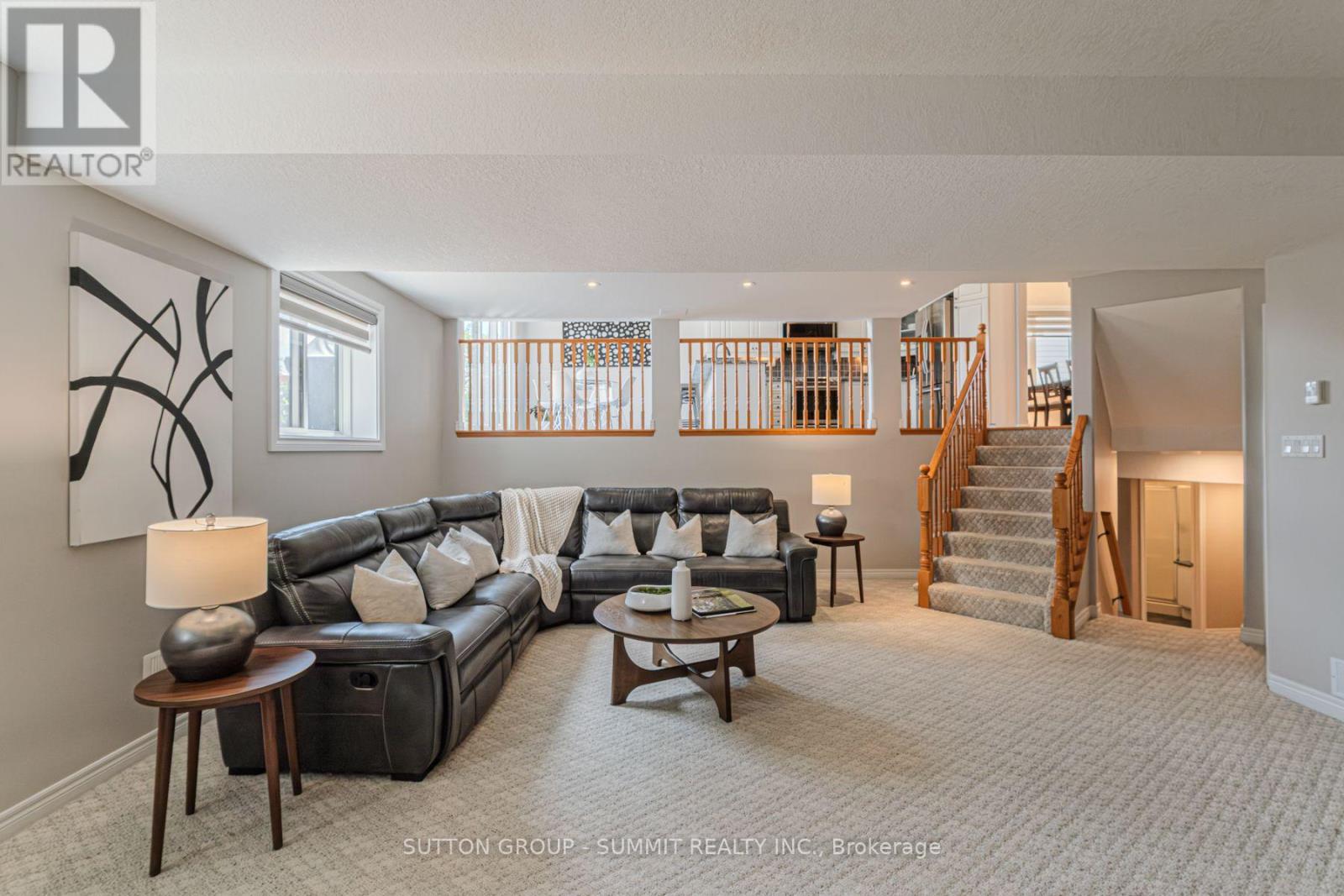 Photo 18 of 5 Macdonald Crescent, Brantford ON