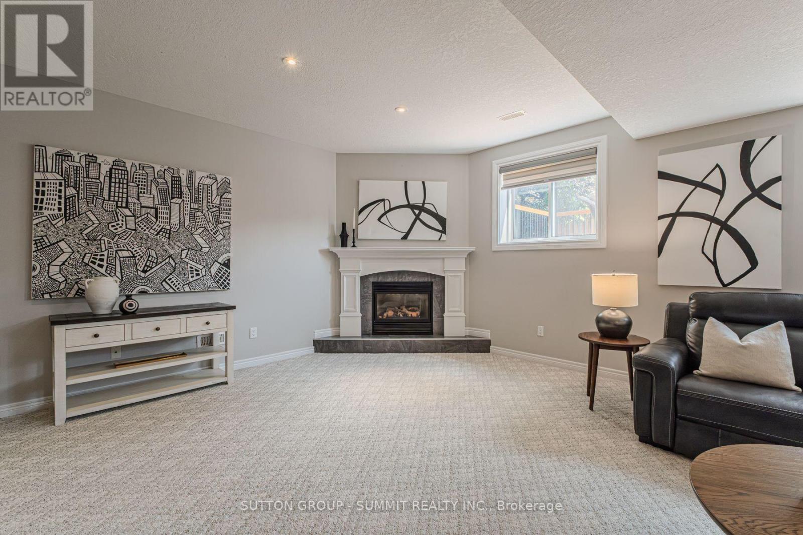 Photo 20 of 5 Macdonald Crescent, Brantford ON