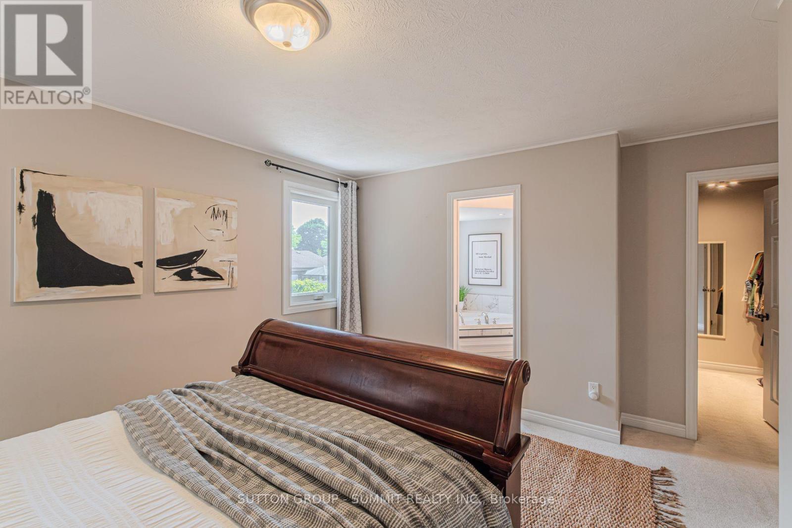 Photo 37 of 5 Macdonald Crescent, Brantford ON
