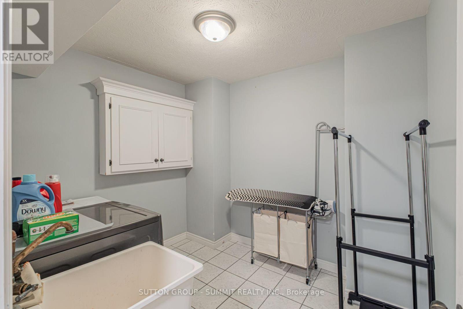 Photo 29 of 5 Macdonald Crescent, Brantford ON