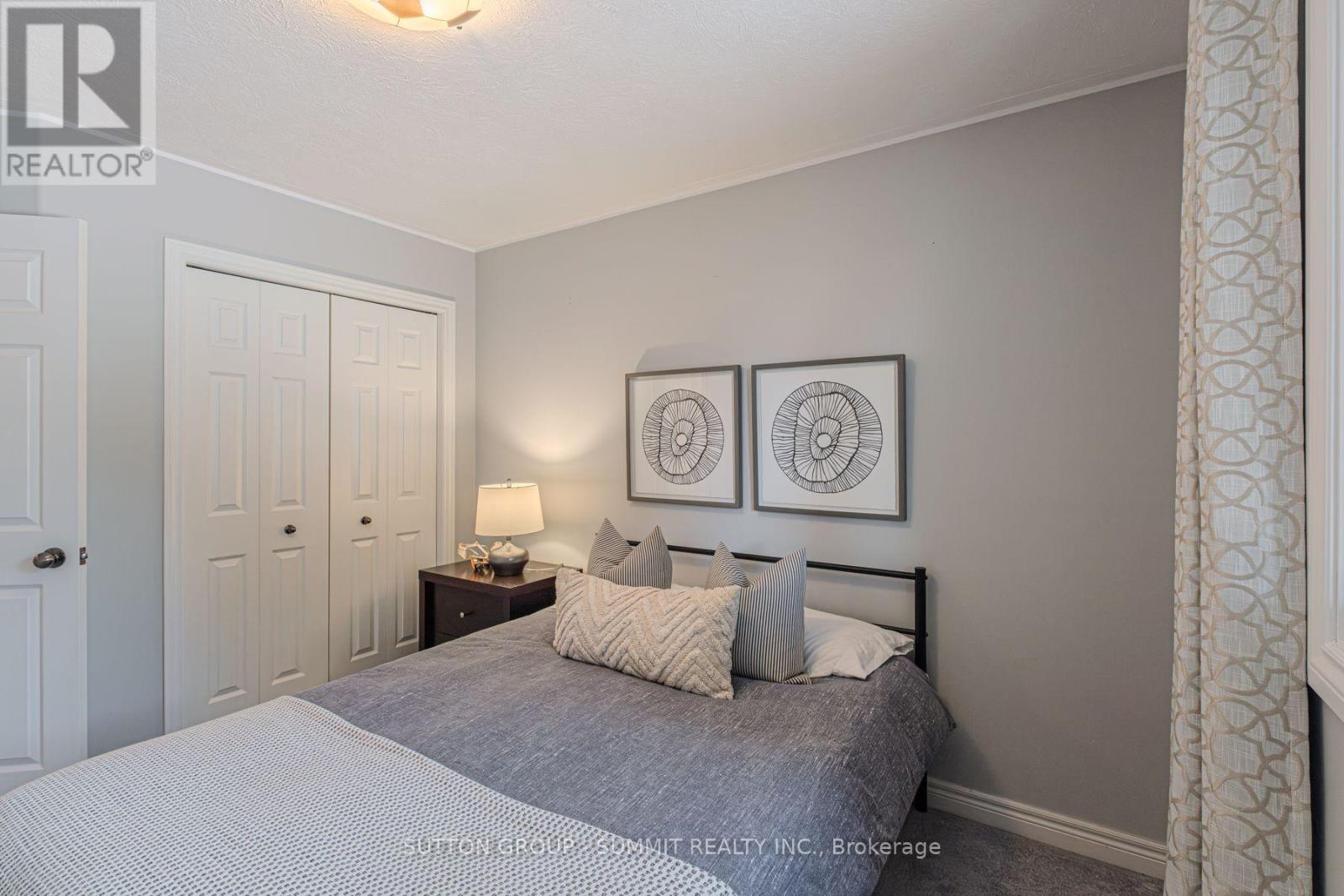 Photo 34 of 5 Macdonald Crescent, Brantford ON