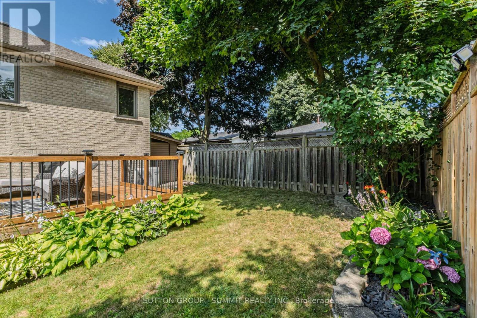 Photo 44 of 5 Macdonald Crescent, Brantford ON
