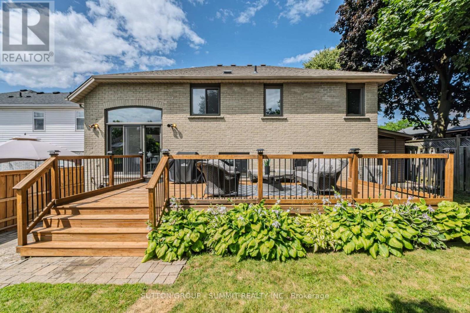 Photo 43 of 5 Macdonald Crescent, Brantford ON