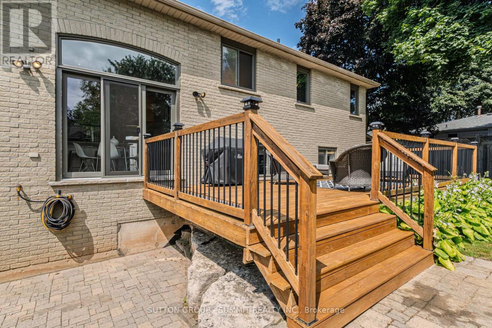 Photo 42 of 5 Macdonald Crescent, Brantford ON