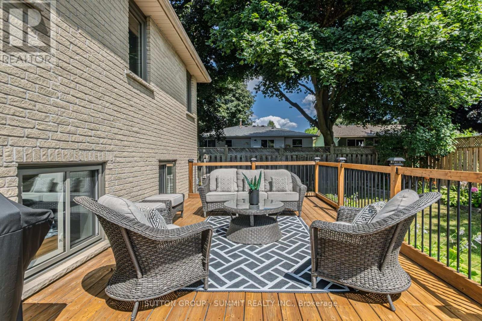 Photo 46 of 5 Macdonald Crescent, Brantford ON