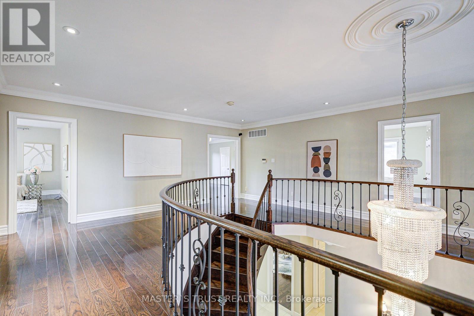 Photo 28 of 2 Lytton Boulevard, Richmond Hill ON