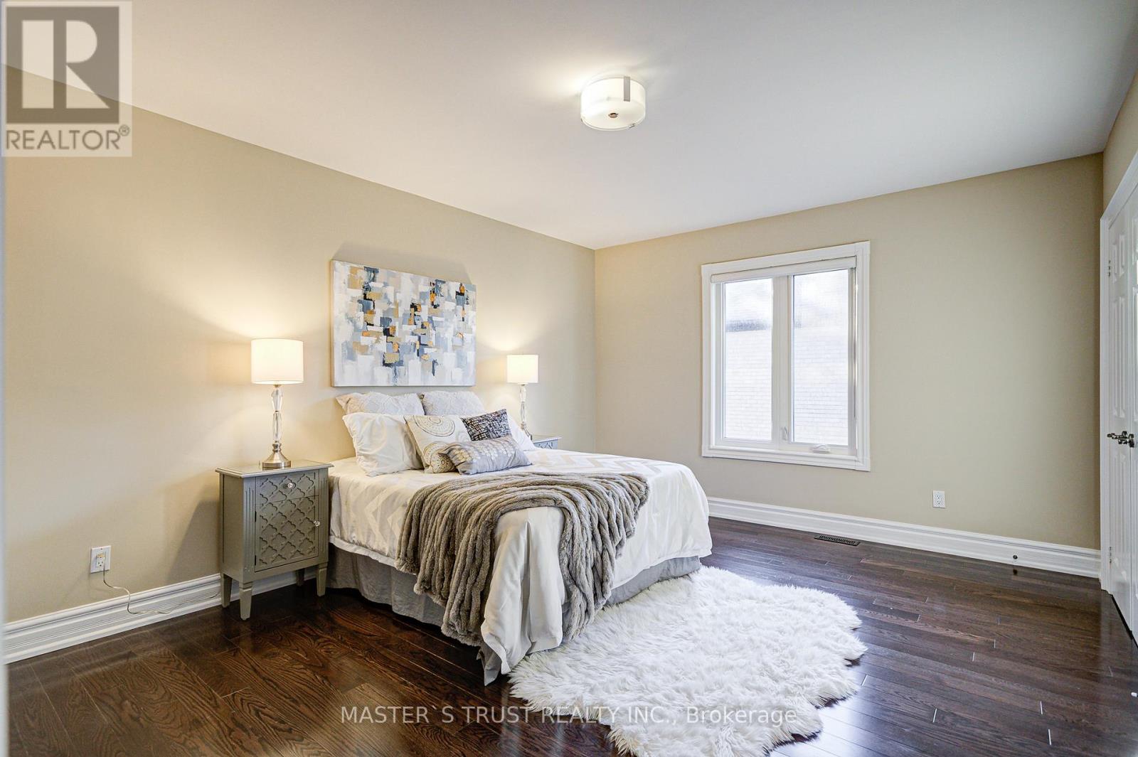 Photo 44 of 2 Lytton Boulevard, Richmond Hill ON