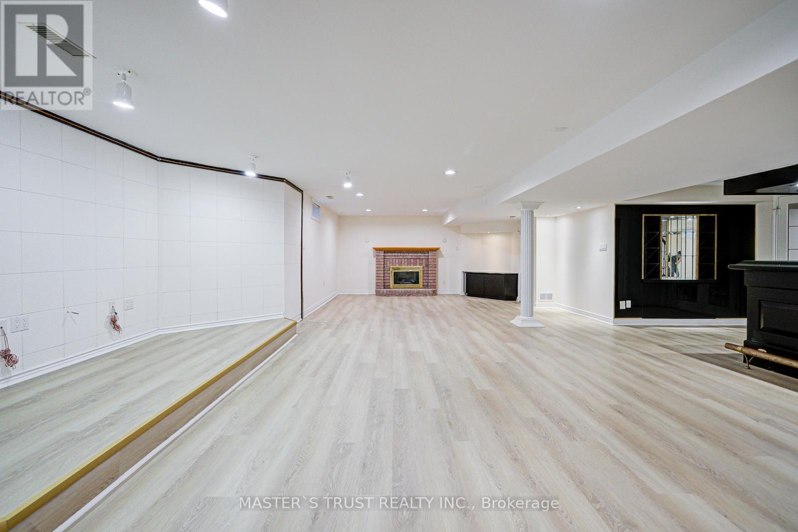 Photo 50 of 2 Lytton Boulevard, Richmond Hill ON