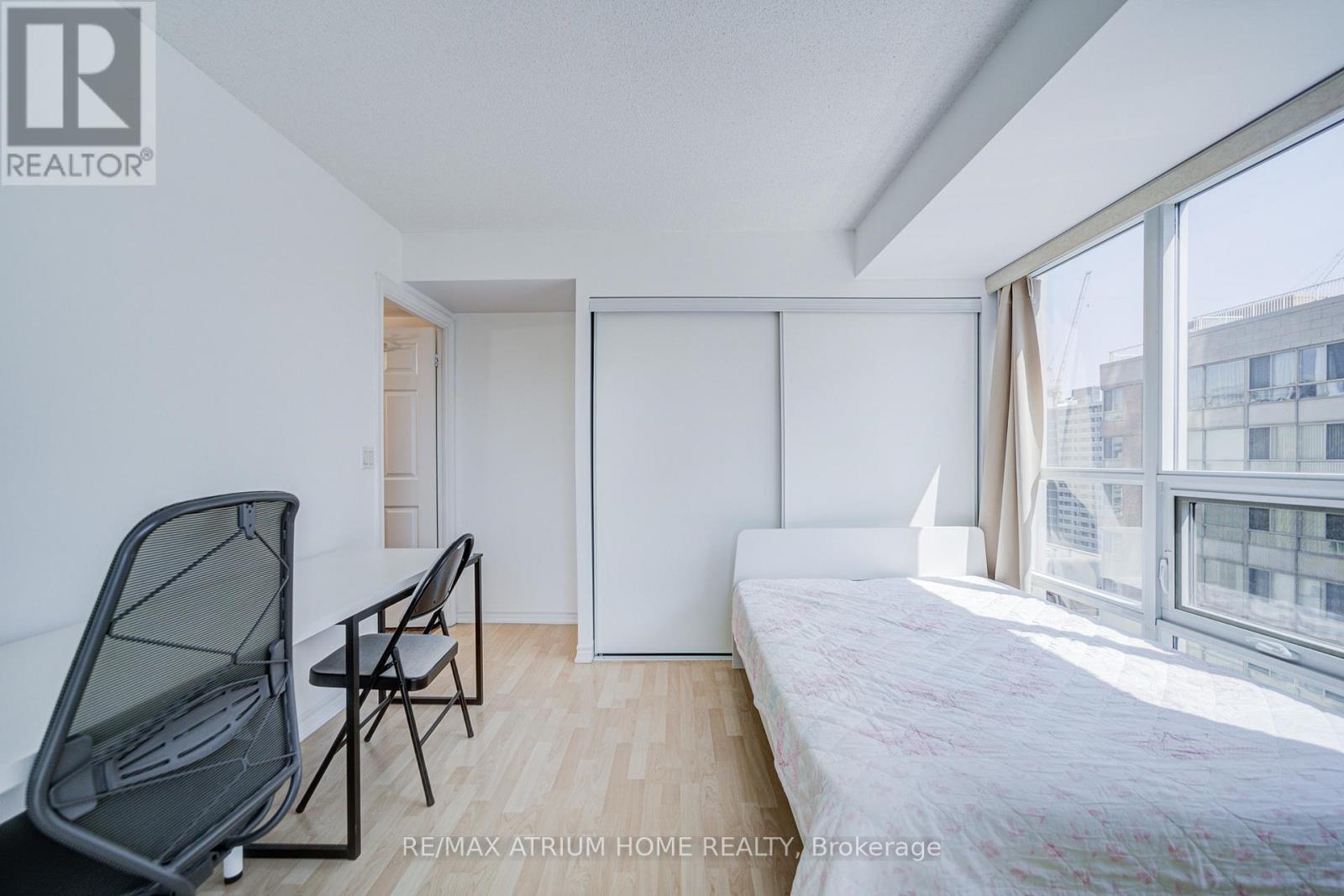 Photo 17 of 1709 761 Bay Street, Toronto ON