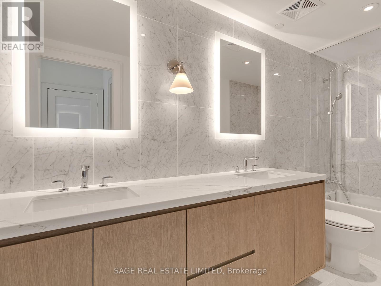 Photo 12 of 205 118 Merchants Wharf, Toronto ON