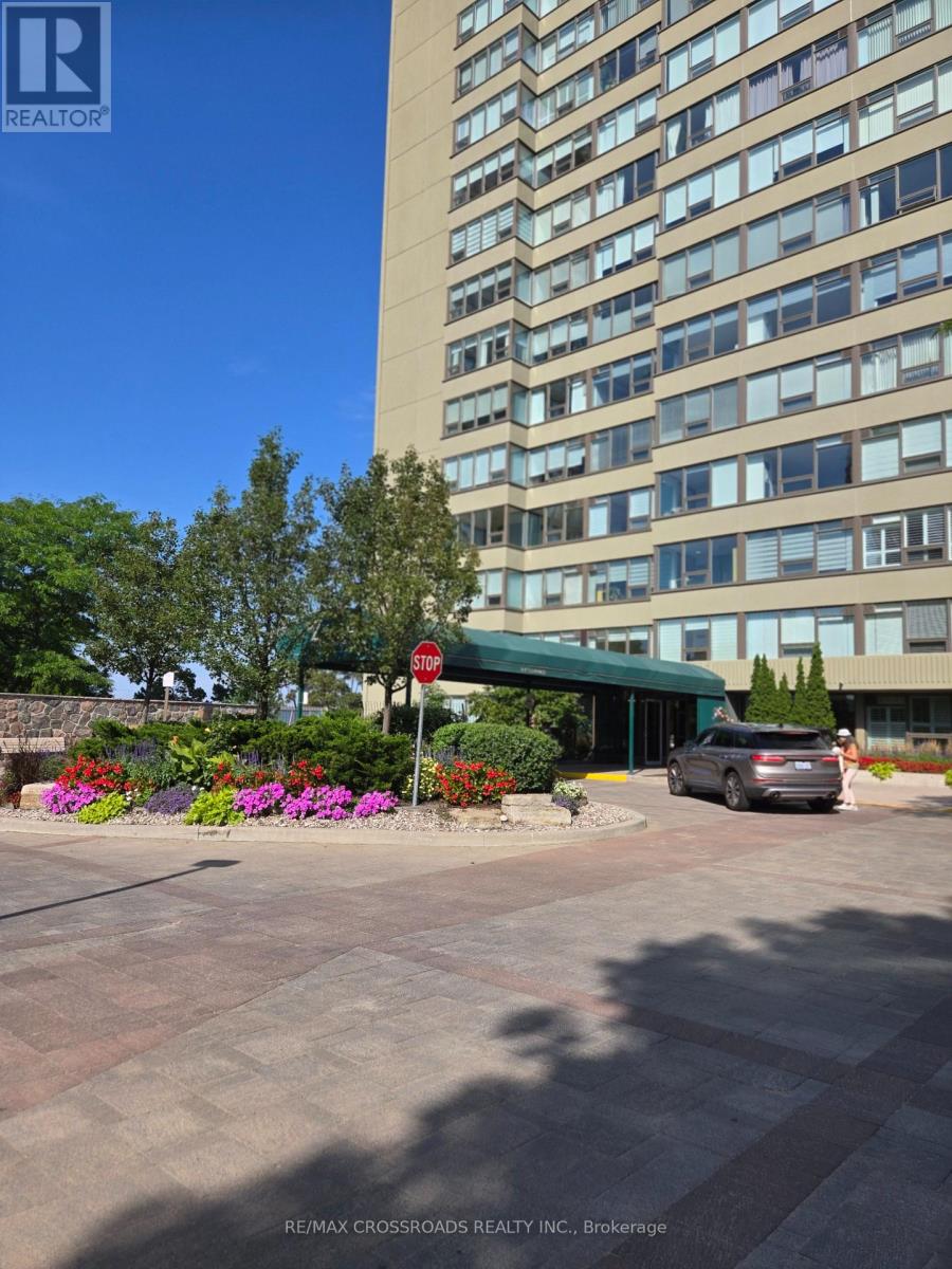 Photo 1 of 1803 55 Skymark Drive, Toronto ON