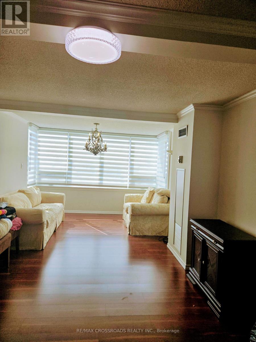 Photo 11 of 1803 55 Skymark Drive, Toronto ON