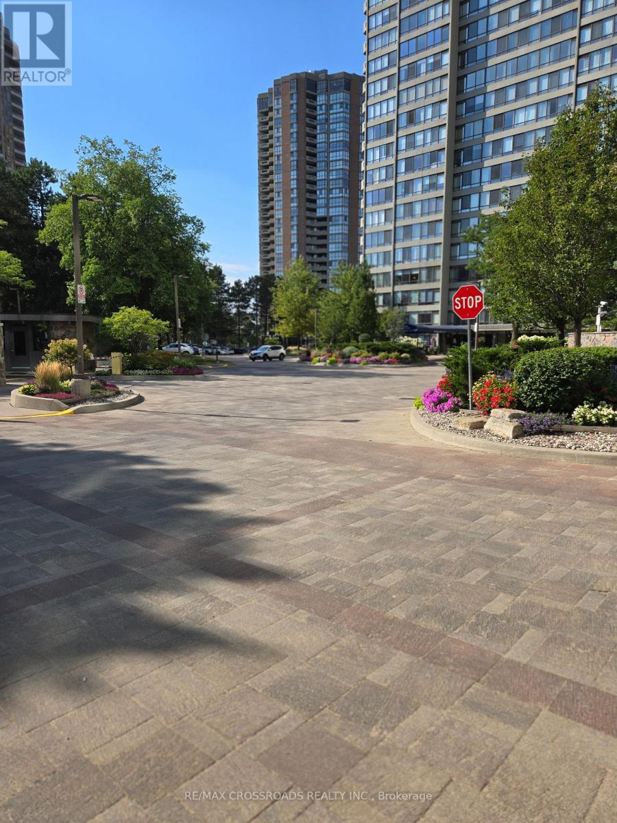 Photo 2 of 1803 55 Skymark Drive, Toronto ON