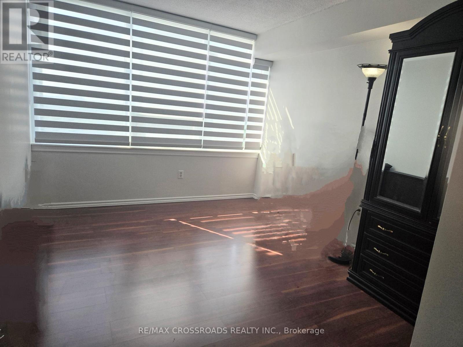 Photo 8 of 1803 55 Skymark Drive, Toronto ON