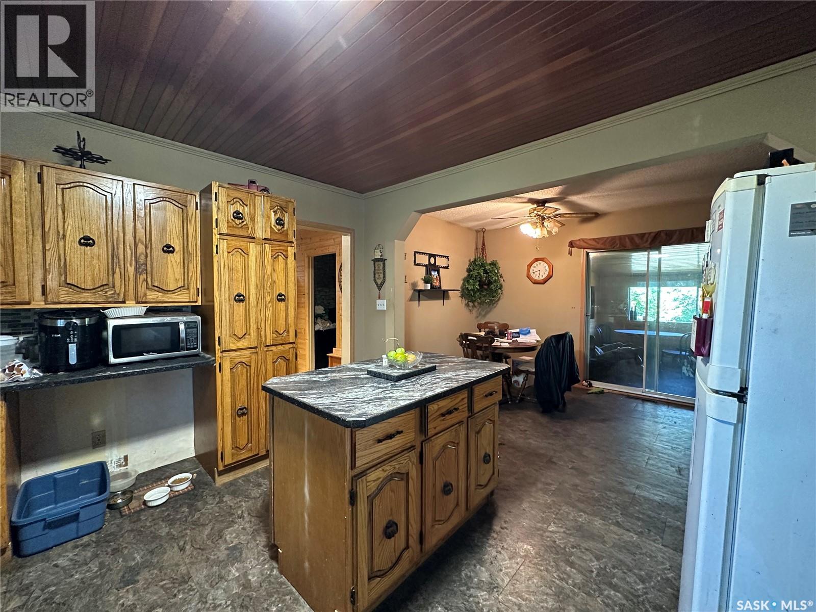 Todoschuk Acreage - 12