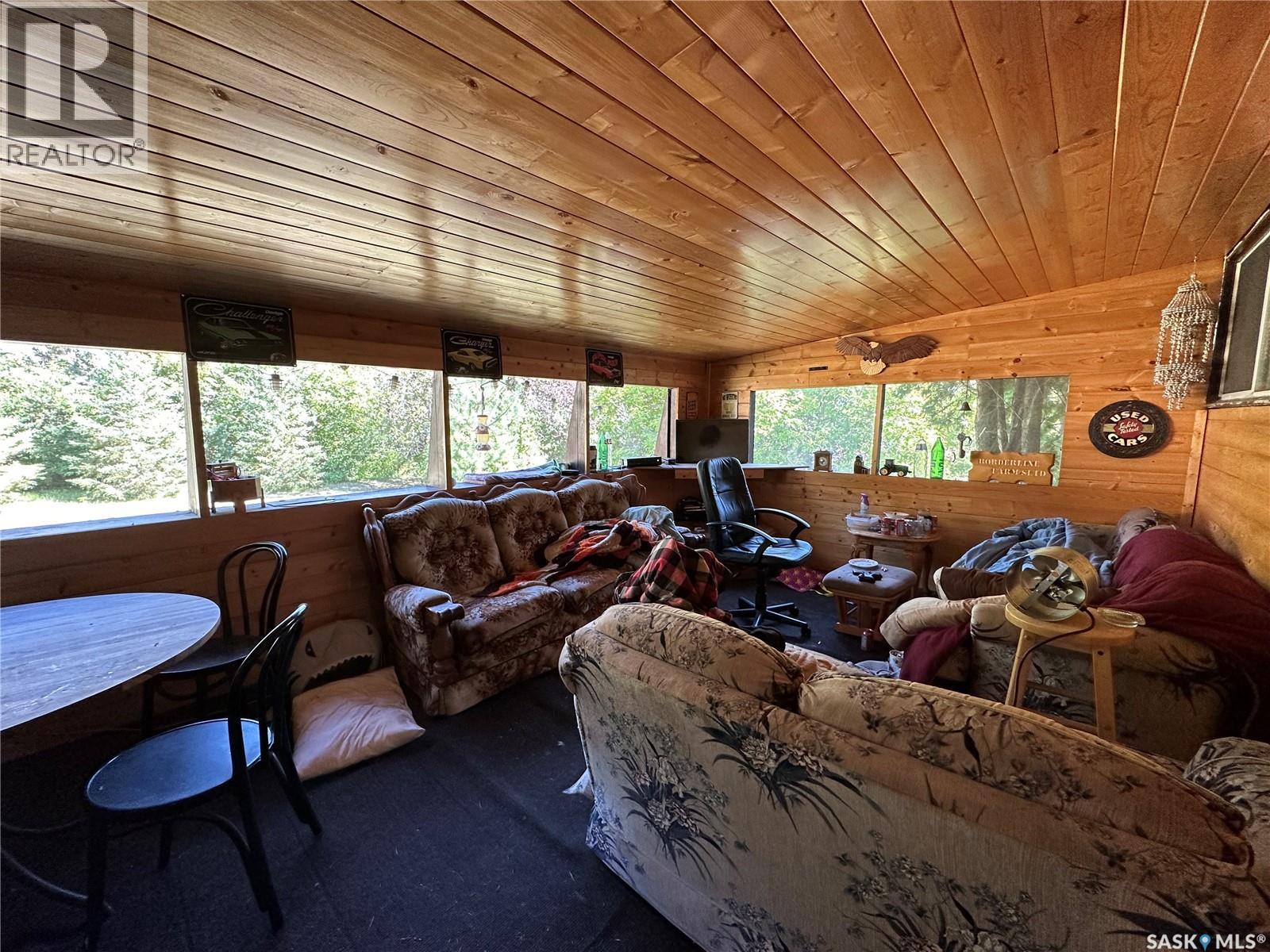 Todoschuk Acreage - 30