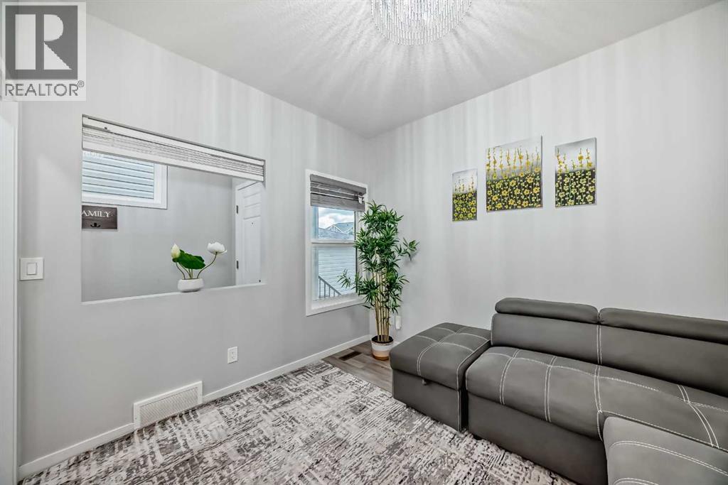 Photo 14 of 124 Seton Gardens Se, Calgary AB
