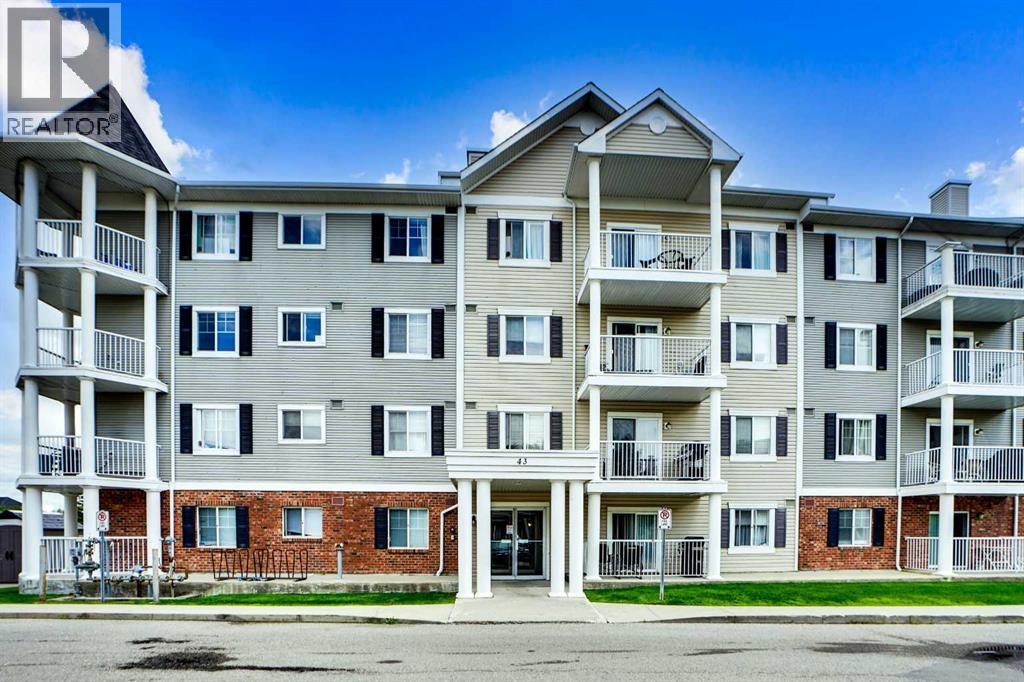 Single Family House for Sale in   Country Village Lane NE Country Hills Village Calgary 