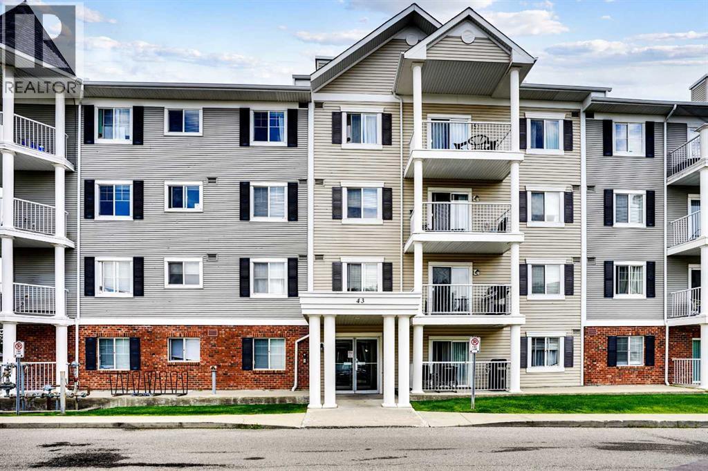 Single Family House for Sale in   Country Village Lane NE Country Hills Village Calgary 