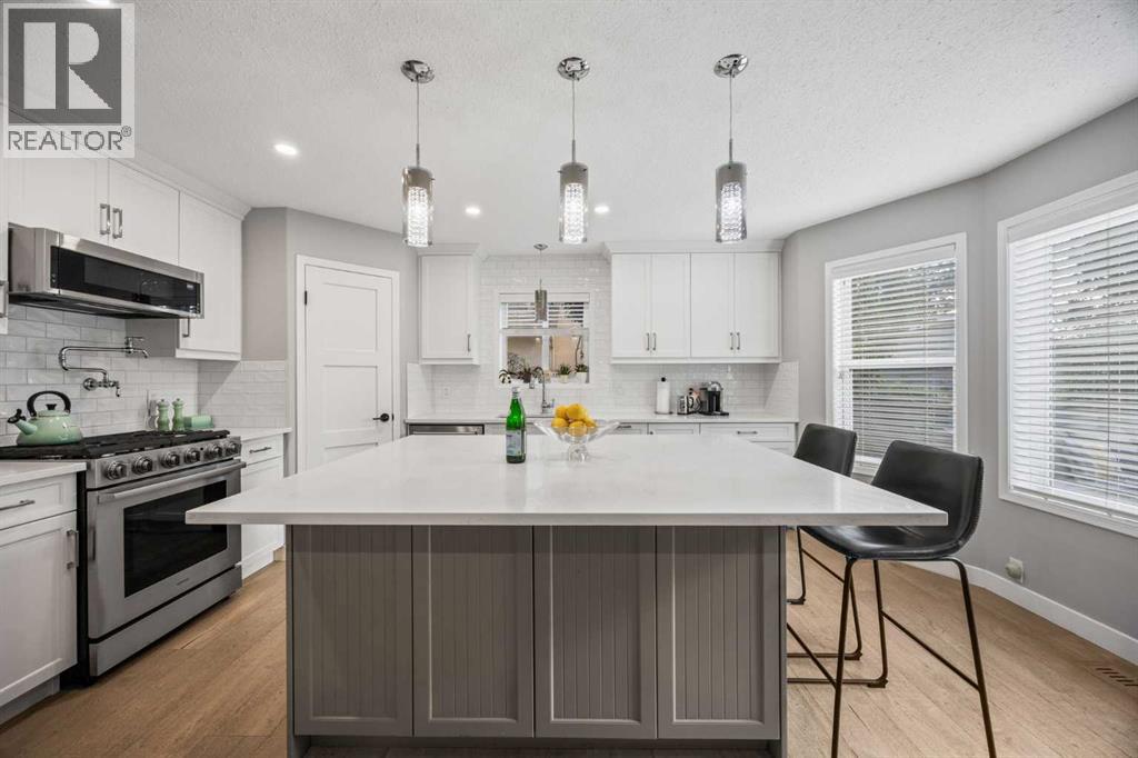Single Family House for Sale in  Mckenzie Lake Crescent SE McKenzie Lake Calgary 