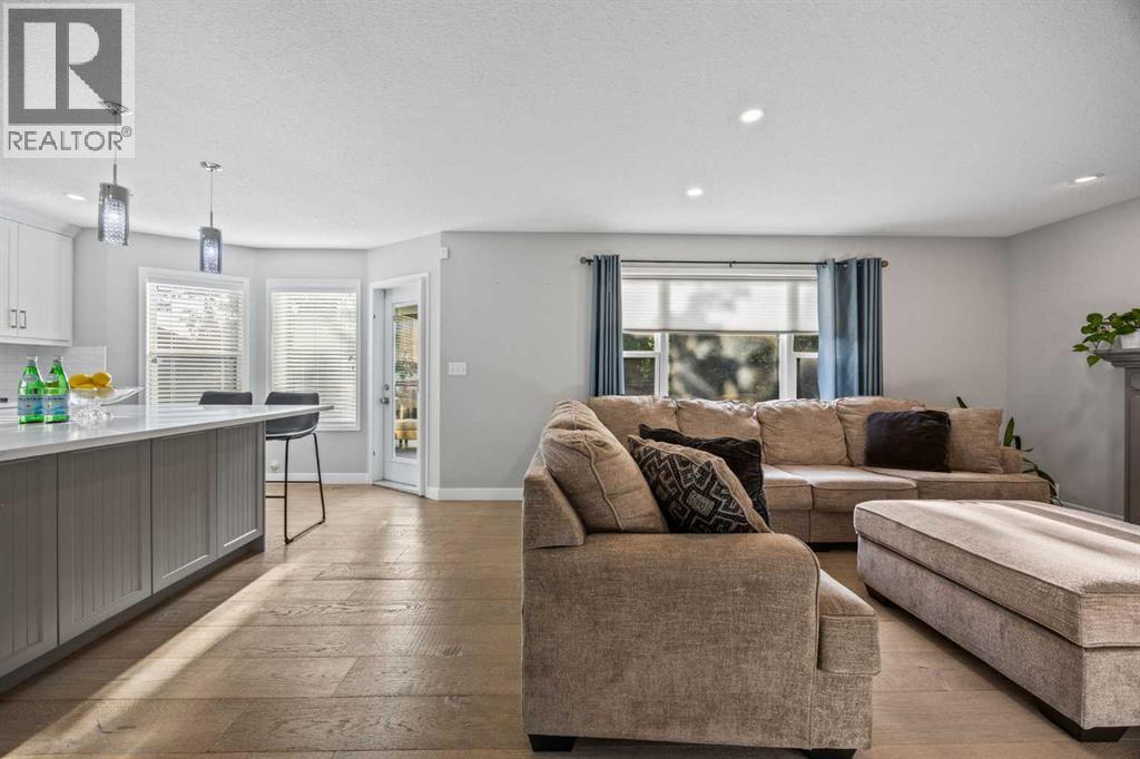 Single Family House for Sale in  Mckenzie Lake Crescent SE McKenzie Lake Calgary 