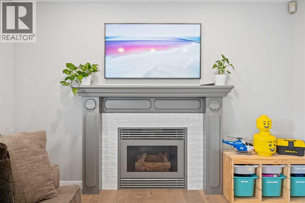 Single Family House for Sale in  Mckenzie Lake Crescent SE McKenzie Lake Calgary 