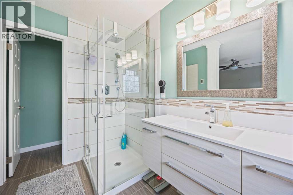 Single Family House for Sale in  Mckenzie Lake Crescent SE McKenzie Lake Calgary 