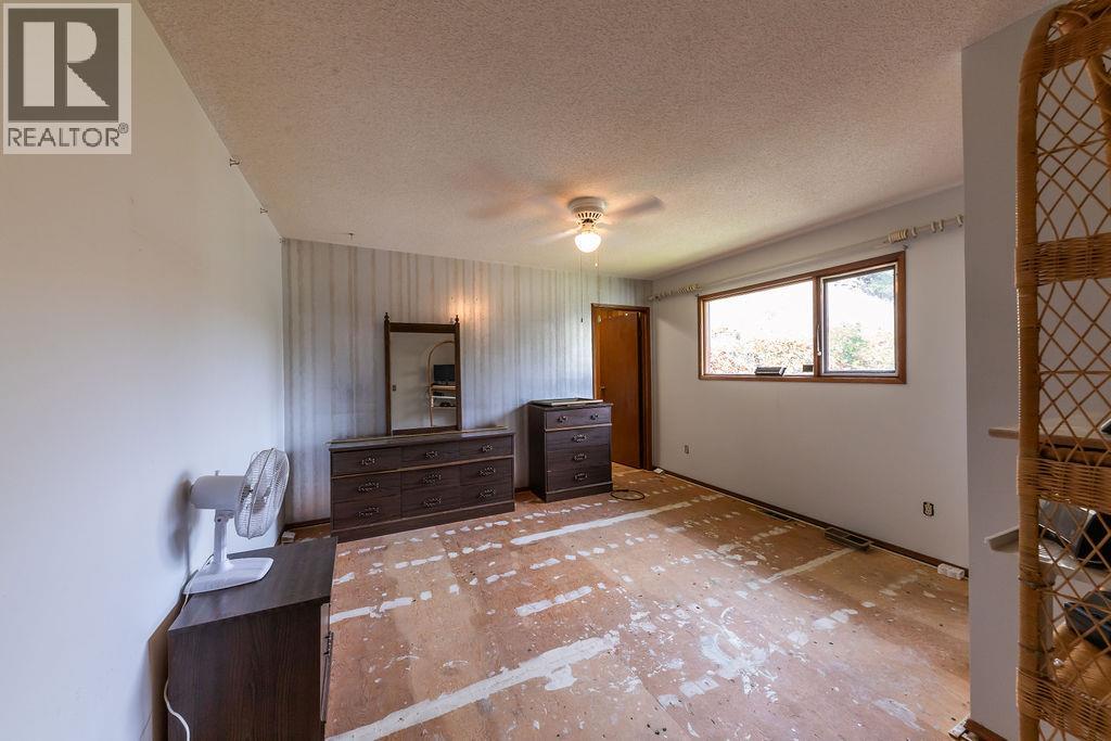 Photo 16 of 1561 Plateau Place, Kamloops BC