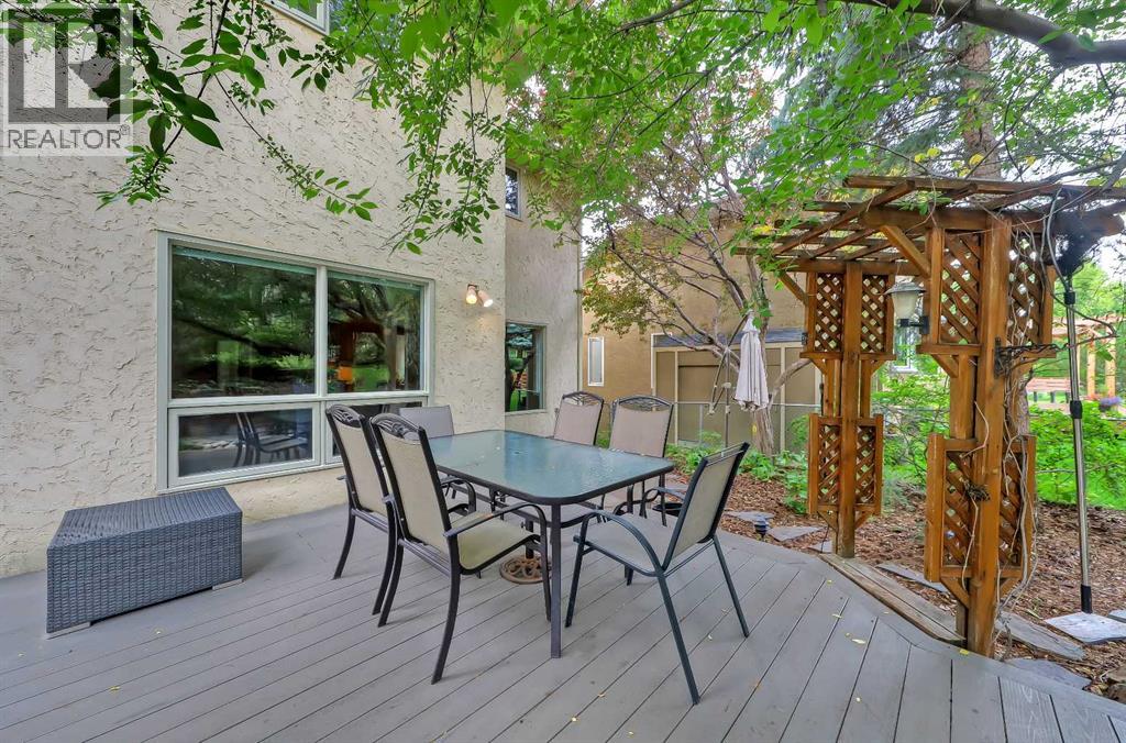 Single Family House for Sale in  Scimitar Bay NW Scenic Acres Calgary 