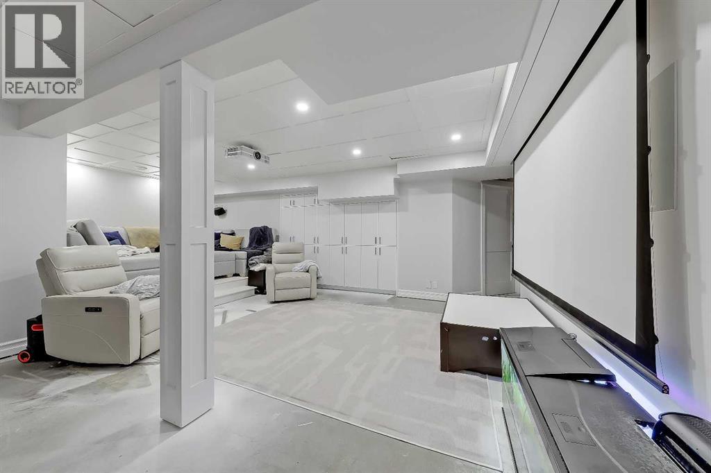 Single Family House for Sale in  Scimitar Bay NW Scenic Acres Calgary 
