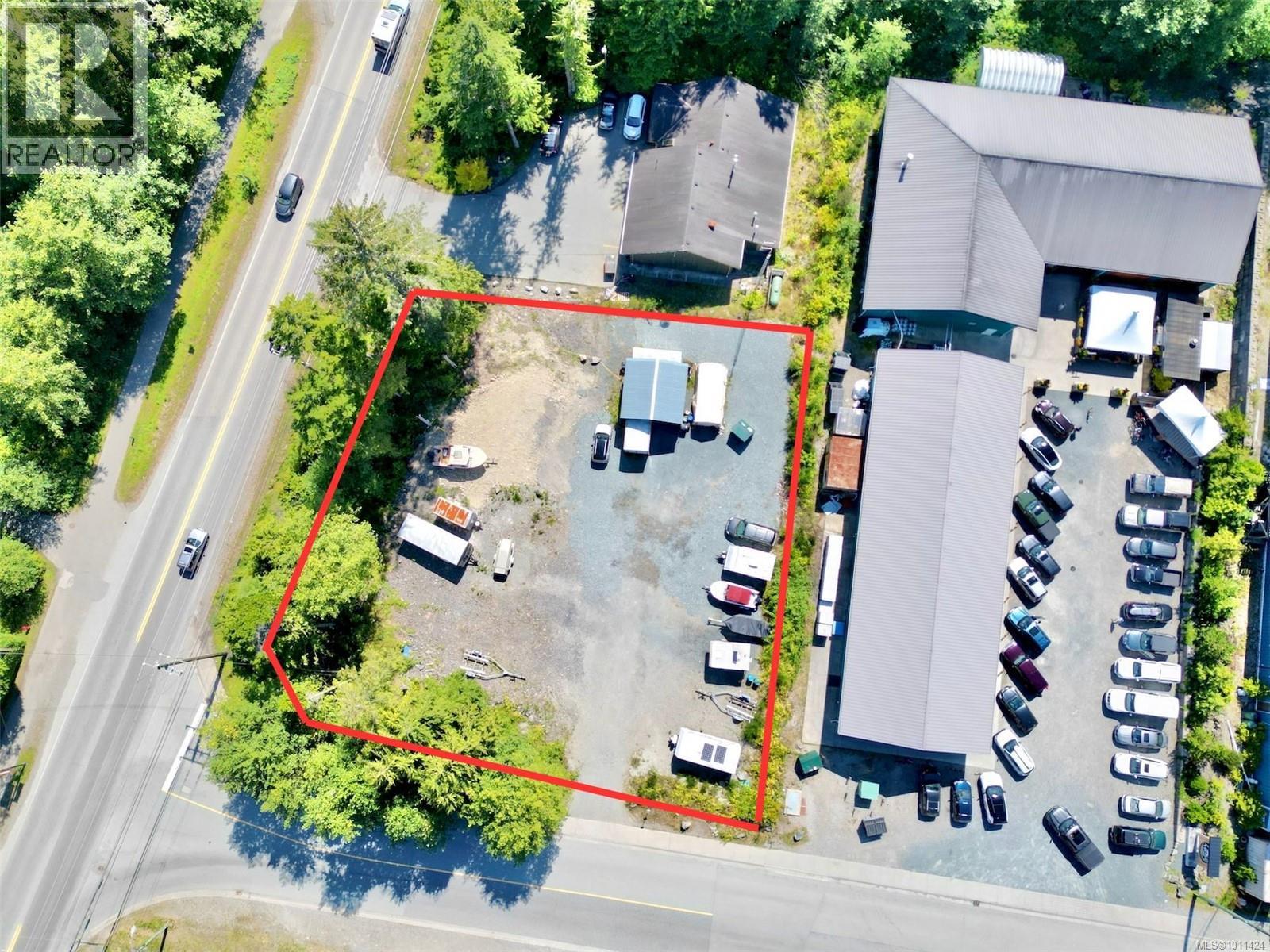 699 Industrial Way, Tofino