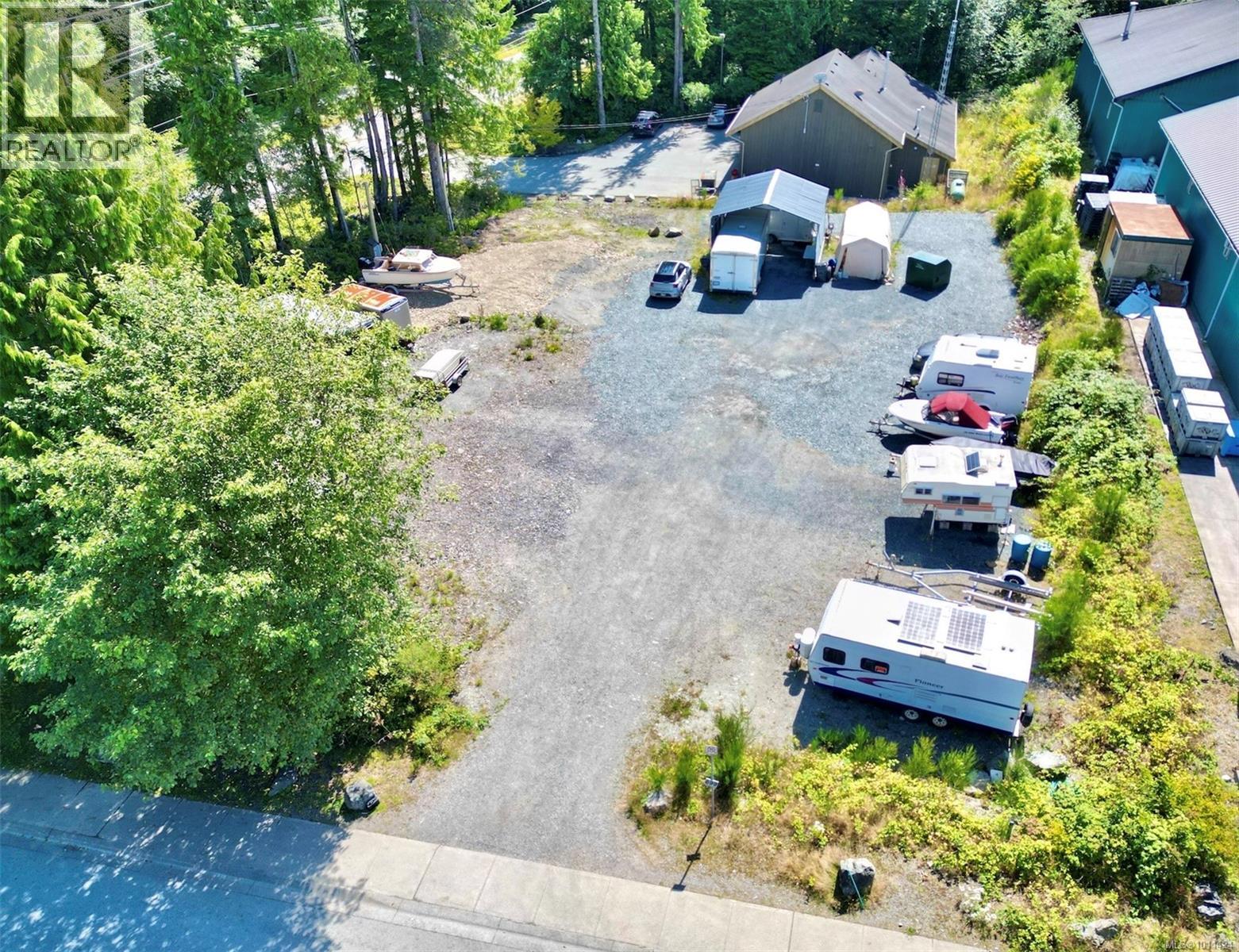 699 Industrial Way, Tofino
