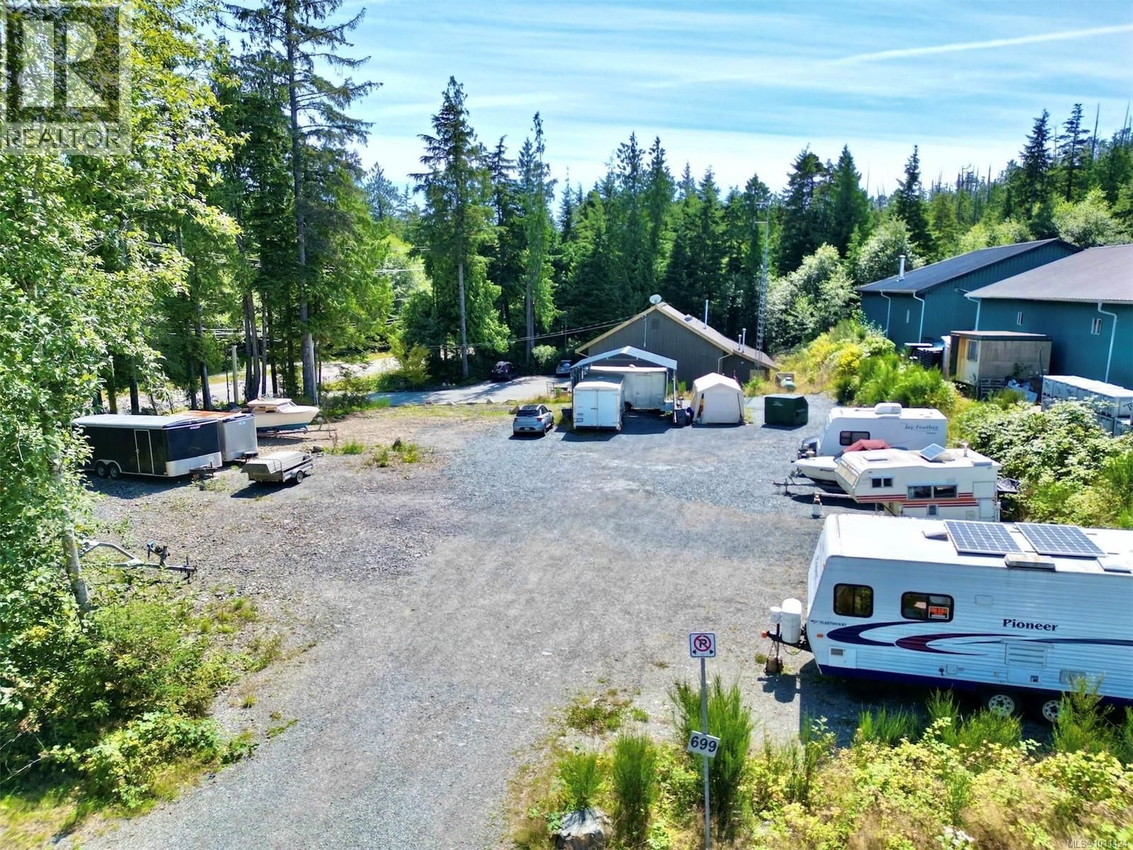 699 Industrial Way, Tofino