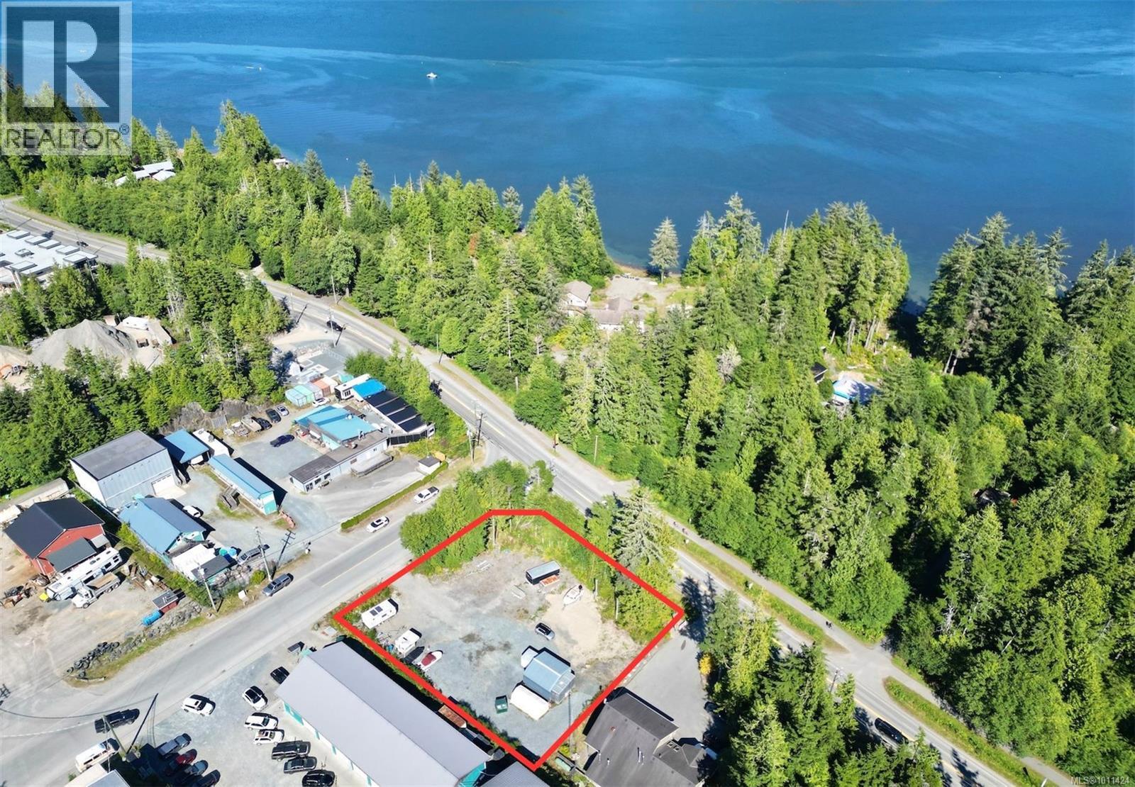699 Industrial Way, Tofino